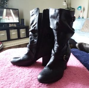 Black dress boots w/ chunk- heel